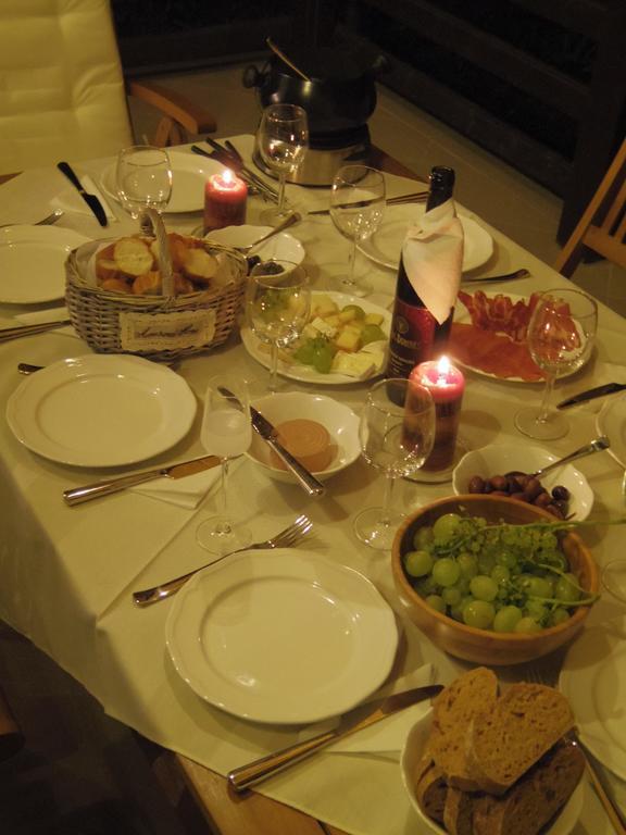 Casuta Cu Prieteni Cornu de Jos Rum bild
